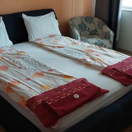 Moni 2 Apartment